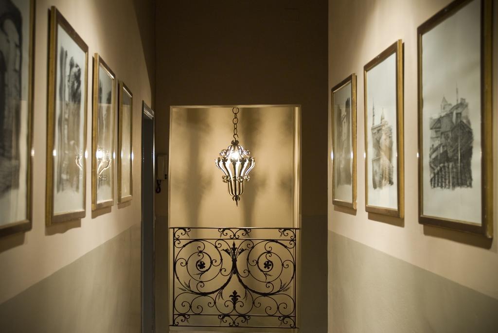 N4U Guest House Florencja Zewnętrze zdjęcie