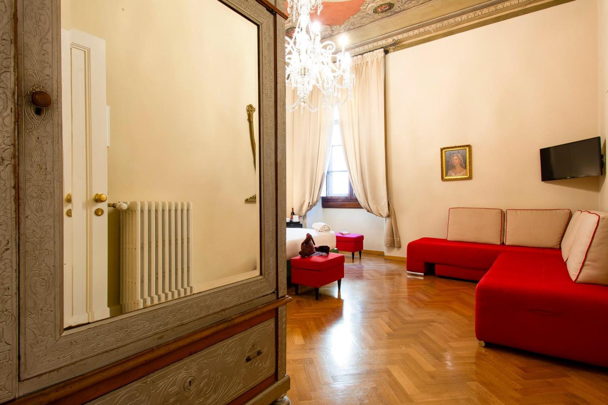 N4U Guest House Florencja Zewnętrze zdjęcie