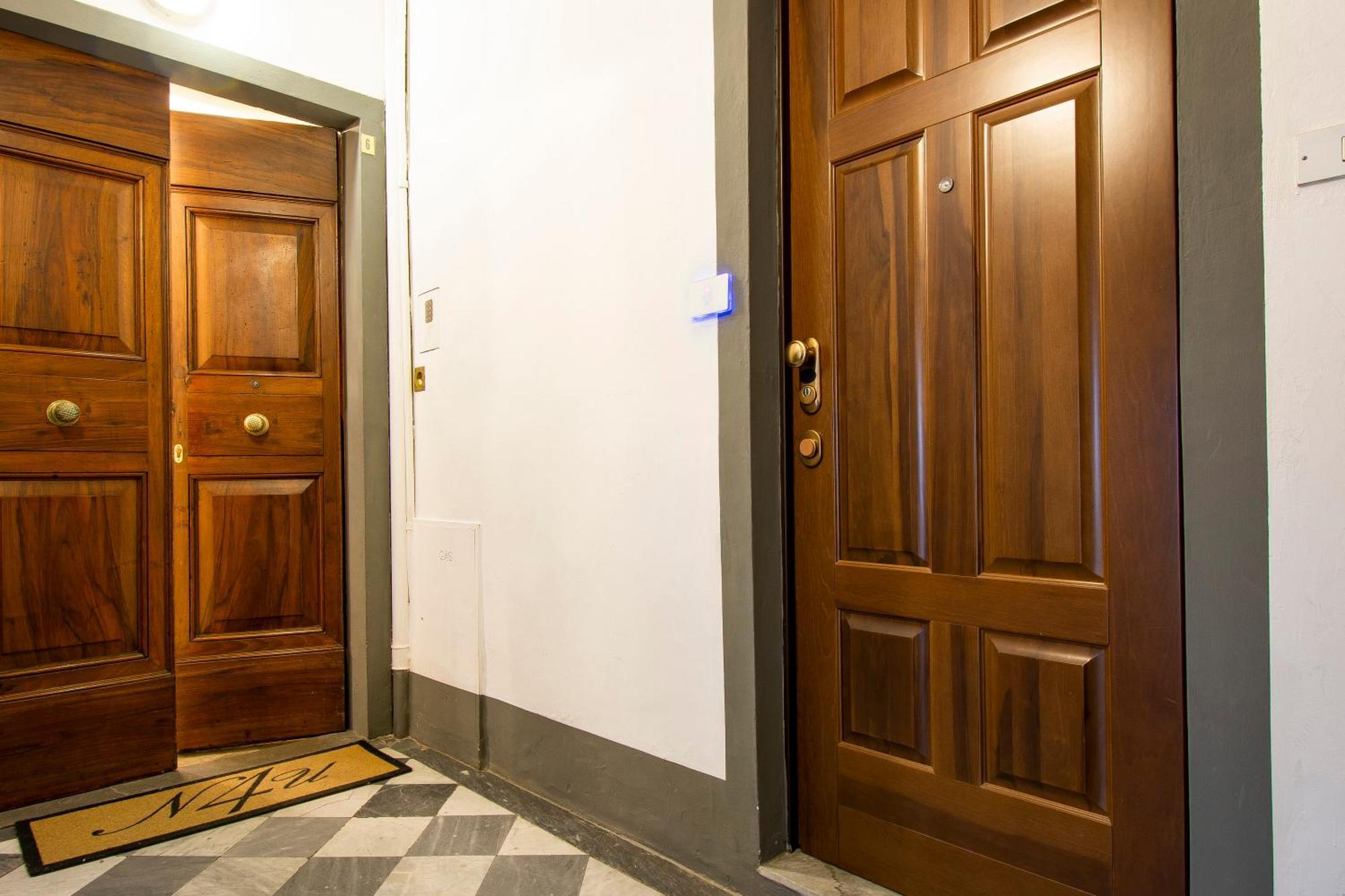 N4U Guest House Florencja Zewnętrze zdjęcie