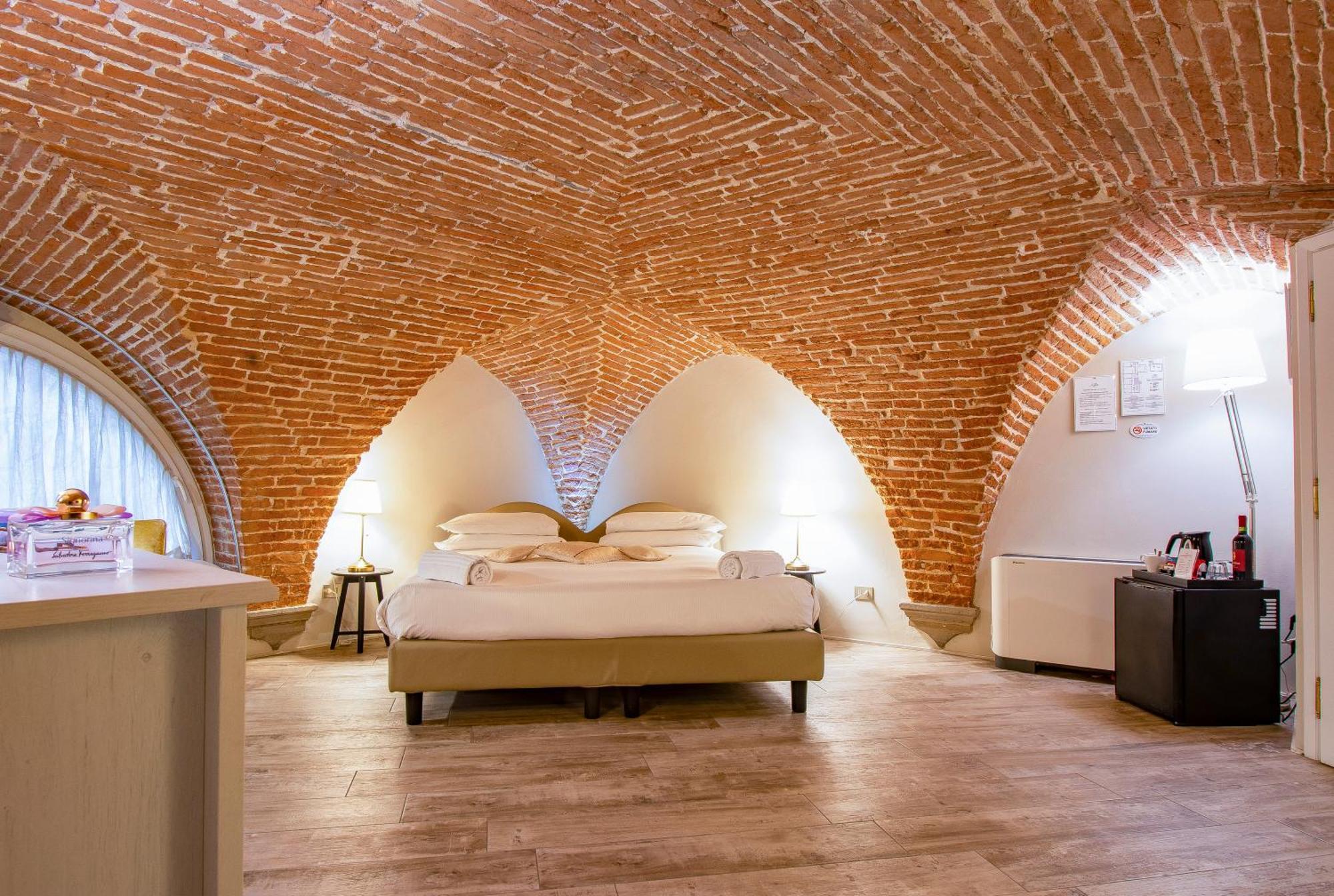 N4U Guest House Florencja Zewnętrze zdjęcie