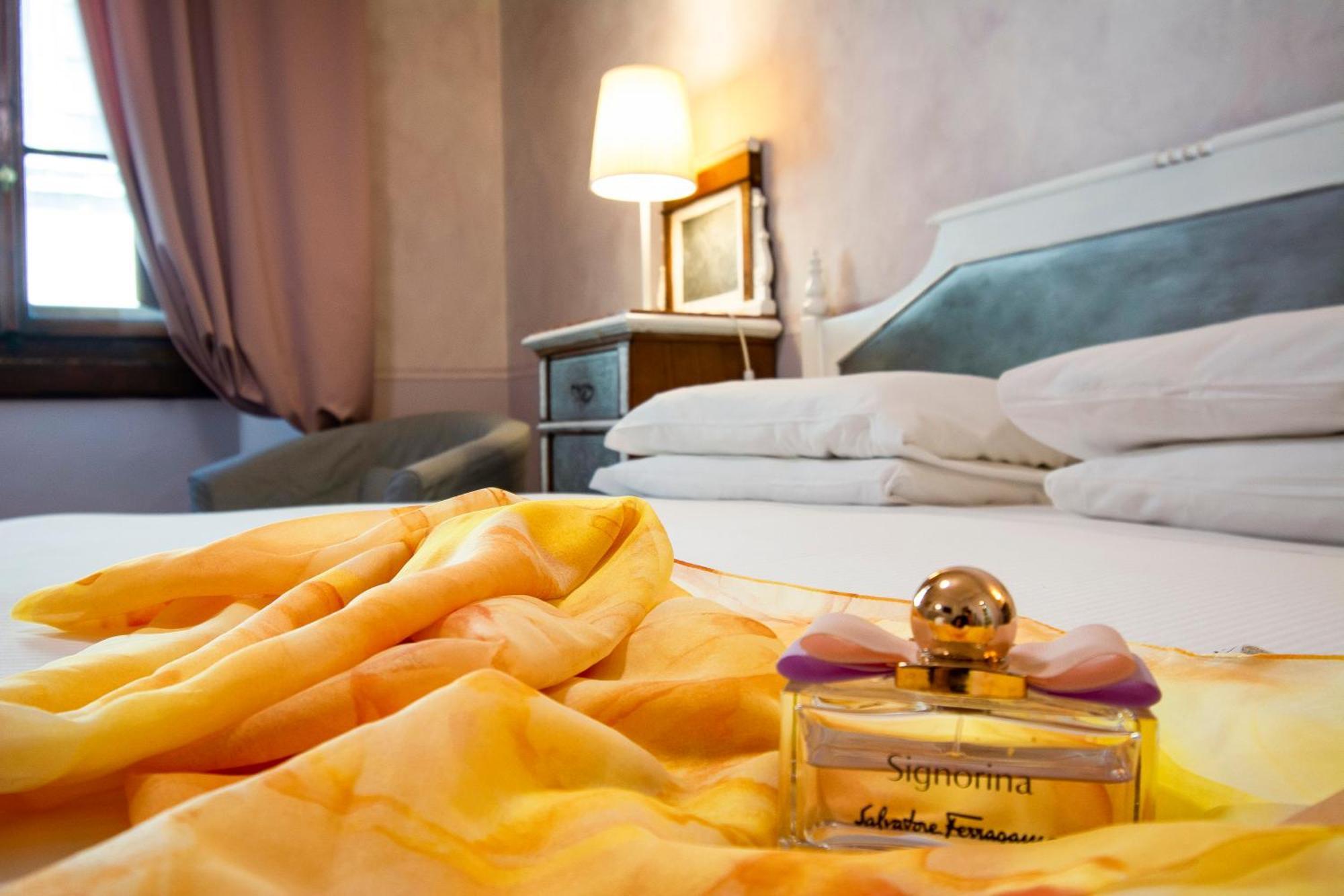 N4U Guest House Florencja Zewnętrze zdjęcie